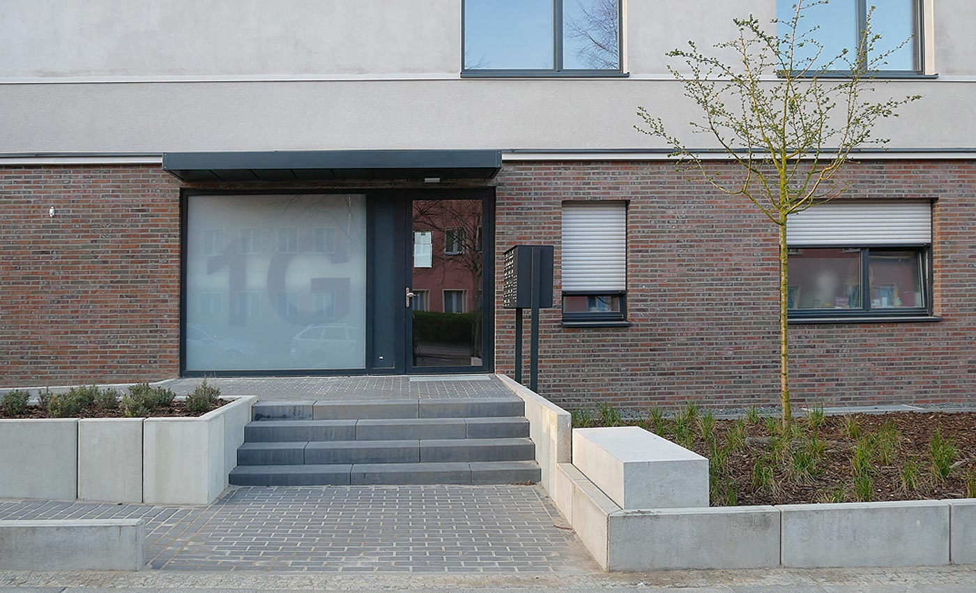 falk1 Foto 03 Ansicht Wohnungsneubau Fassade Neubau Wohnen Falkenberger Straße Berlin Labs von Helmolt Architekten Berlin