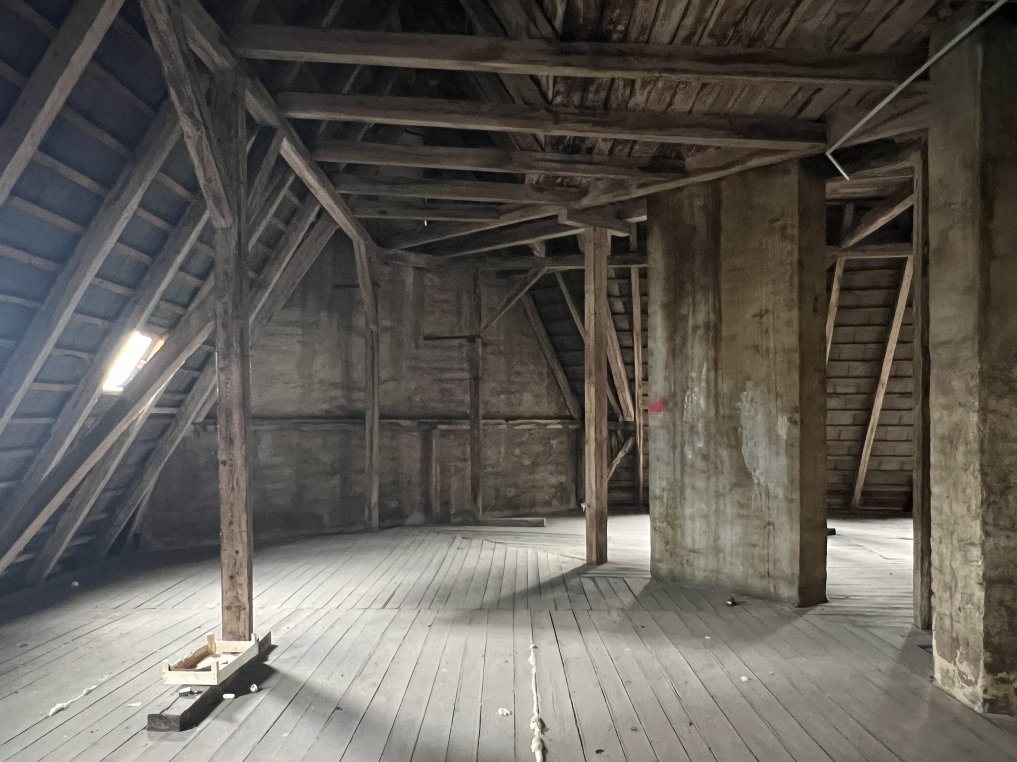 Dachgeschossausbau Mehrfamilienhaus Berlin BUNSBÜTTELER DAMM Büro Labs von Helmolt Architekt Berlin Falkensee Kremmen